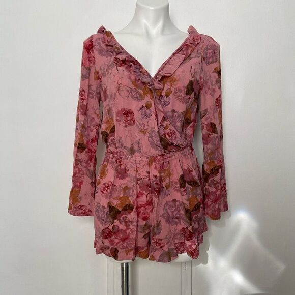 Target Flare sleeve wrap front floral romper - Picture 2 of 12